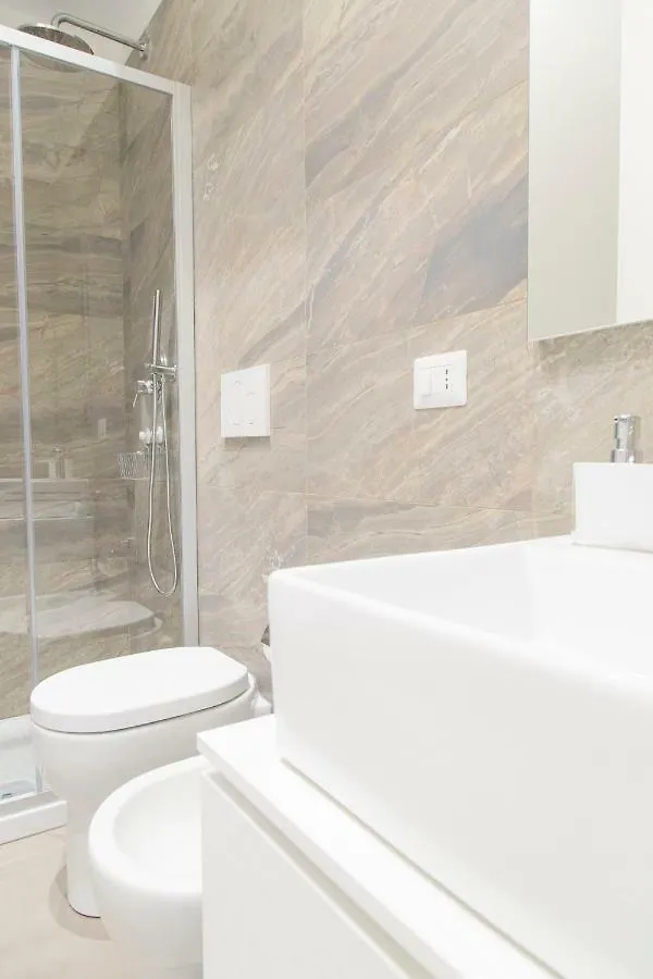 דירה מילאנו Brand New Apt In Porta Romana איטליה